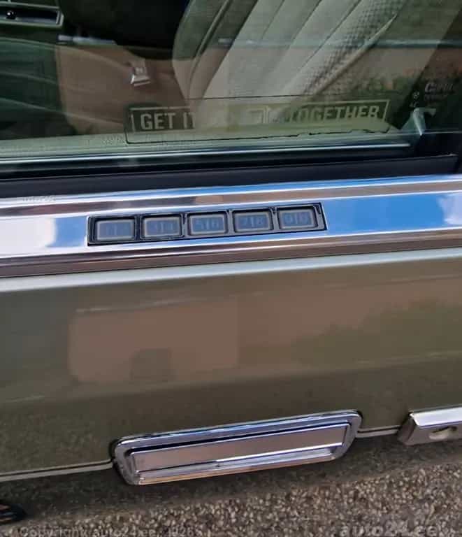 Lincoln Continental 2.4TD M21 07/1984-photo-4