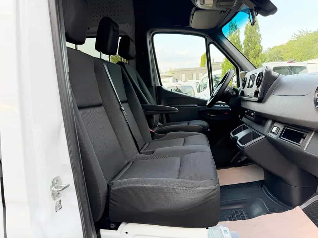 Mercedes-Benz Sprinter 314 CDI Kasten L2H2 RWD BOTT Regale 01/2020-photo-24