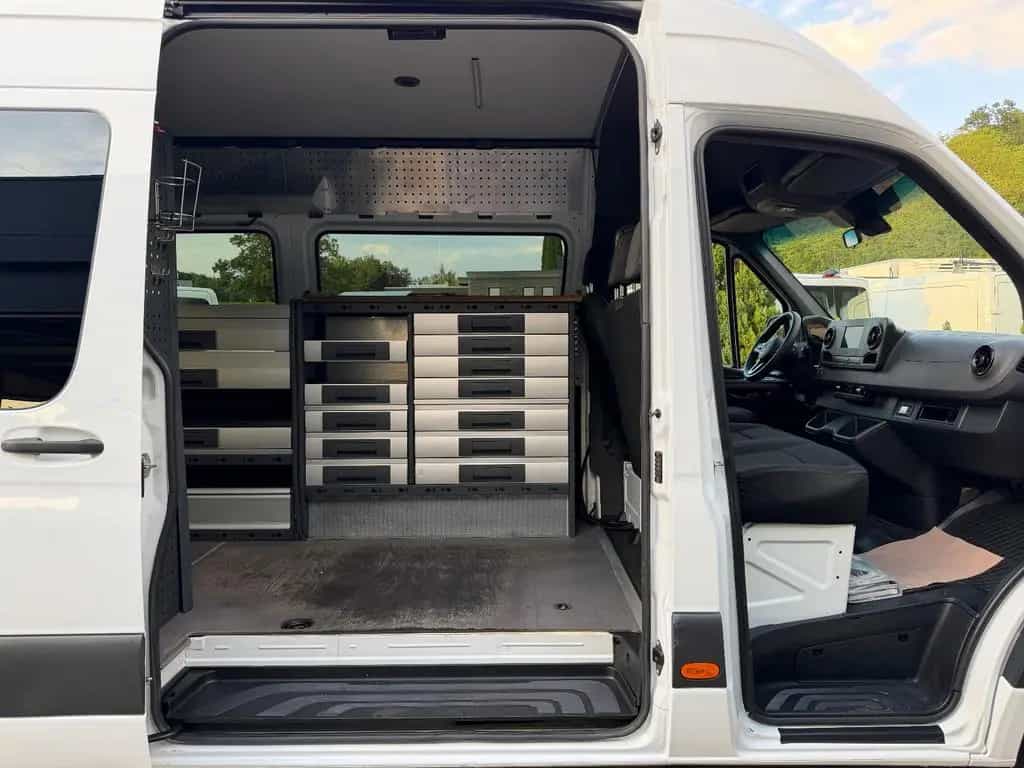 Mercedes-Benz Sprinter 314 CDI Kasten L2H2 RWD BOTT Regale 01/2020-photo-27
