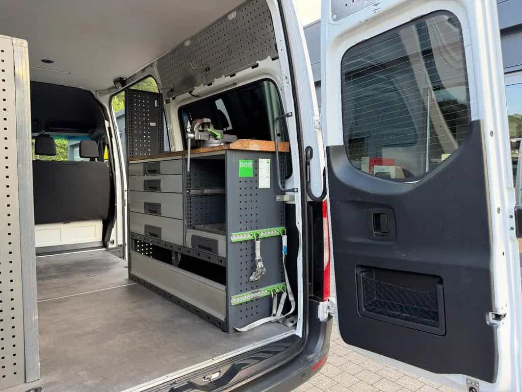 Mercedes-Benz Sprinter 314 CDI Kasten L2H2 RWD BOTT Regale 01/2020-photo-31