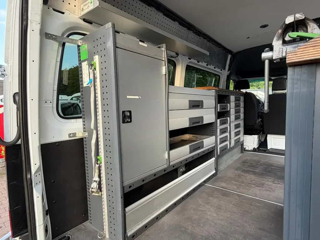 Mercedes-Benz Sprinter 314 CDI Kasten L2H2 RWD BOTT Regale 01/2020-photo-33