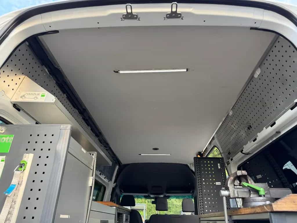 Mercedes-Benz Sprinter 314 CDI Kasten L2H2 RWD BOTT Regale 01/2020-photo-35