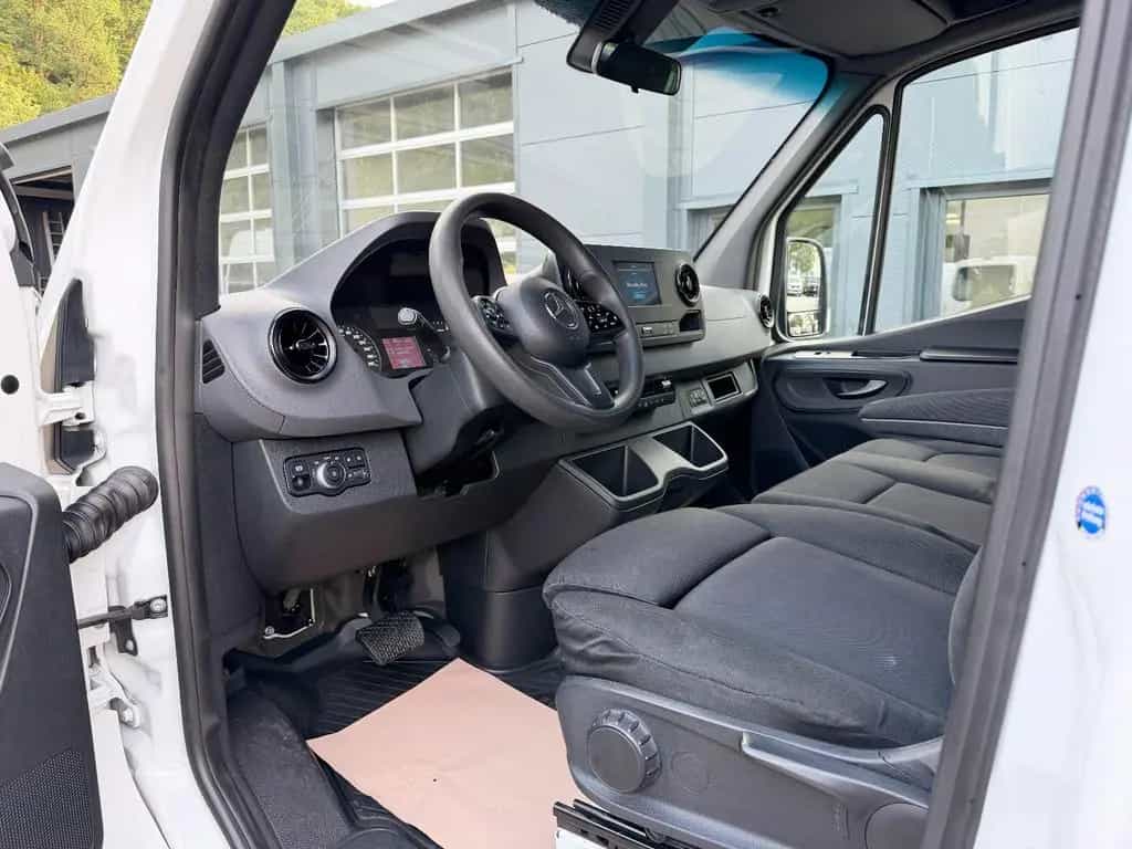 Mercedes-Benz Sprinter 314 CDI Kasten L2H2 RWD BOTT Regale 01/2020-photo-8