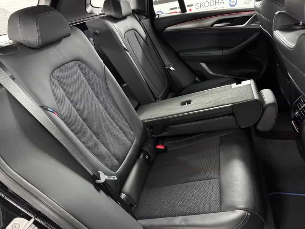BMW X3 xDrive 30 d M Sport Schwenk. Anhängerkupplung 10/2019-photo-19