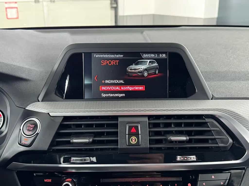 BMW X3 xDrive 30 d M Sport Schwenk. Anhängerkupplung 10/2019-photo-32
