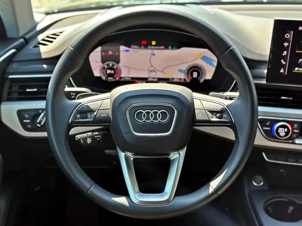 Audi A4 Avant 35TDI S-tronic TOUR HuD KAMERA PRIVACY 03/2023-photo-12