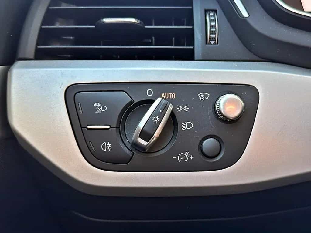 Audi A4 Avant 35TDI S-tronic TOUR HuD KAMERA PRIVACY 03/2023-photo-15