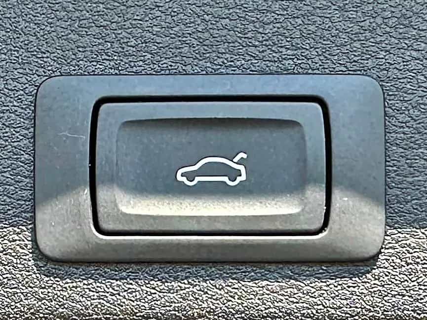 Audi A4 Avant 35TDI S-tronic TOUR HuD KAMERA PRIVACY 03/2023-photo-26