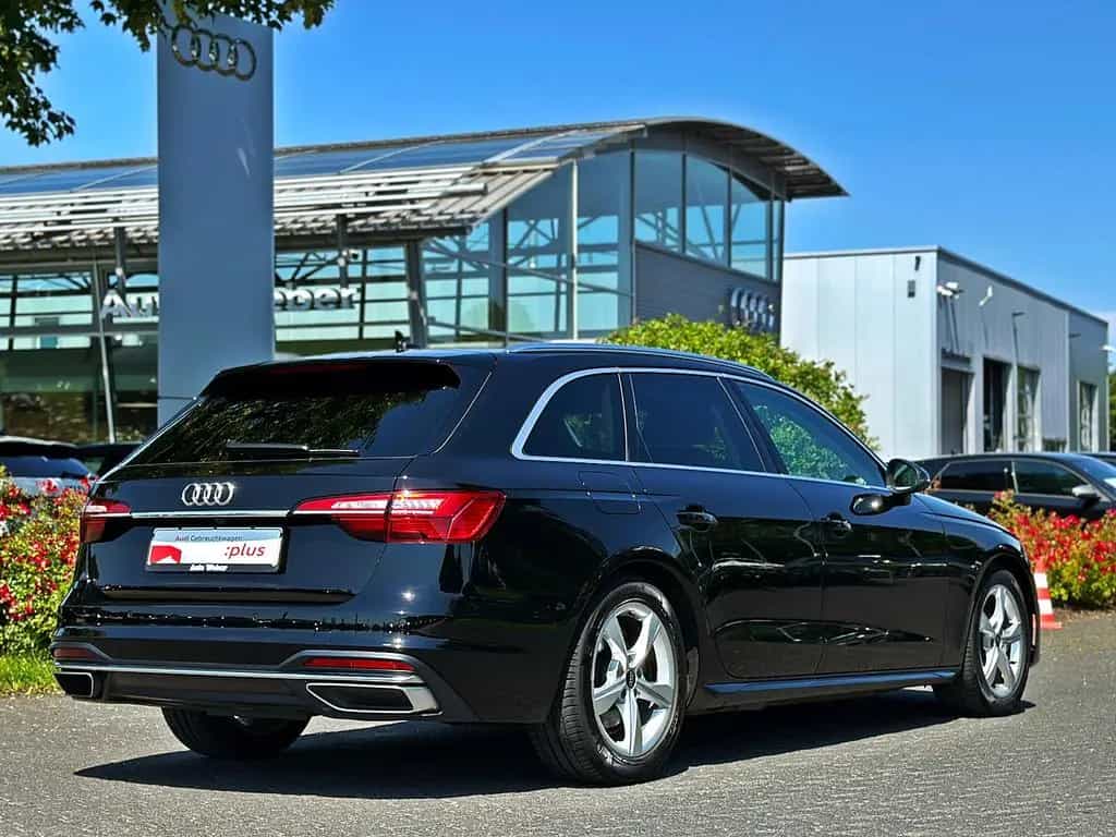 Audi A4 Avant 35TDI S-tronic TOUR HuD KAMERA PRIVACY 03/2023-photo-29