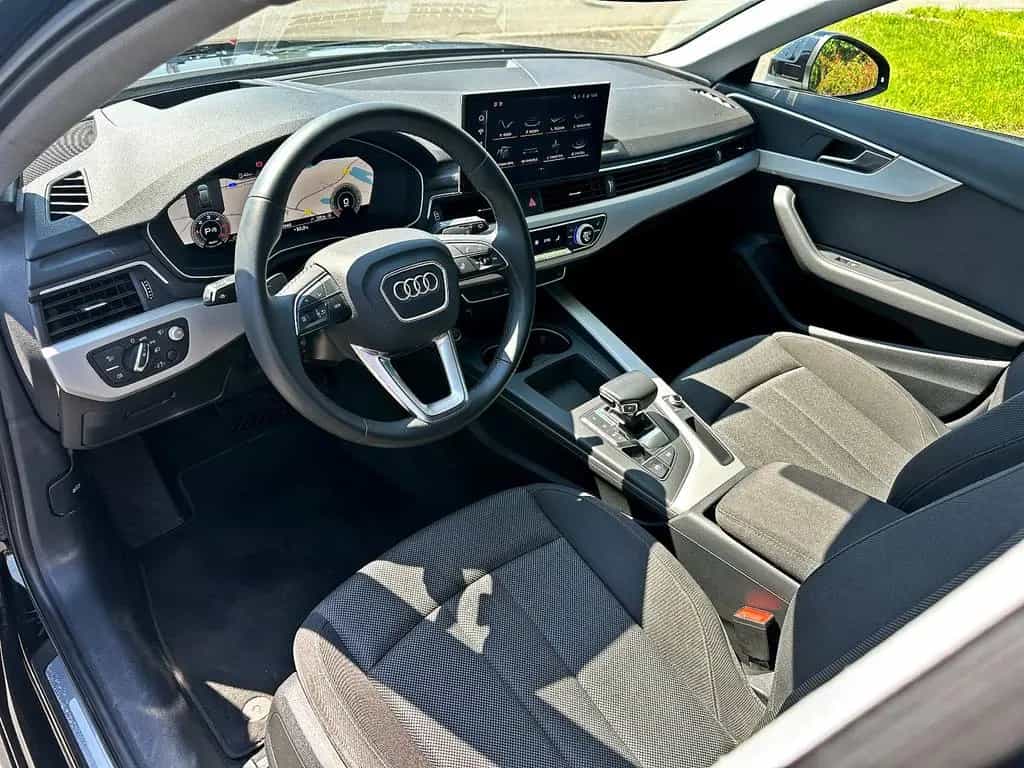 Audi A4 Avant 35TDI S-tronic TOUR HuD KAMERA PRIVACY 03/2023-photo-8
