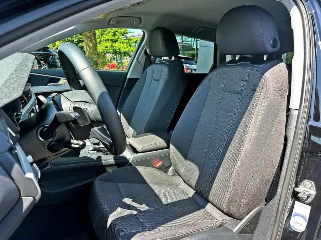 Audi A4 Avant 35TDI S-tronic TOUR HuD KAMERA PRIVACY 03/2023-photo-9