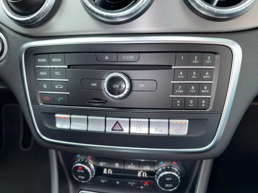 Mercedes-Benz CLA 200 Shooting Brake CLA 200d Shooting Brake *AHK*AMG LINE*CARPLAY* 04/2019-photo-22
