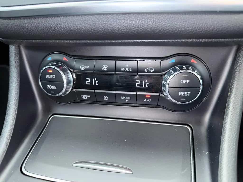 Mercedes-Benz CLA 200 Shooting Brake CLA 200d Shooting Brake *AHK*AMG LINE*CARPLAY* 04/2019-photo-23