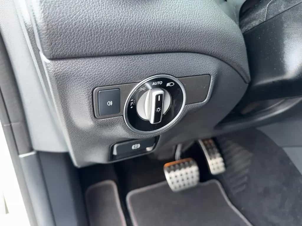 Mercedes-Benz CLA 200 Shooting Brake CLA 200d Shooting Brake *AHK*AMG LINE*CARPLAY* 04/2019-photo-31