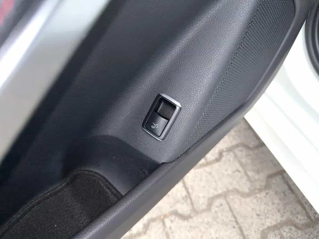 Mercedes-Benz CLA 200 Shooting Brake CLA 200d Shooting Brake *AHK*AMG LINE*CARPLAY* 04/2019-photo-33