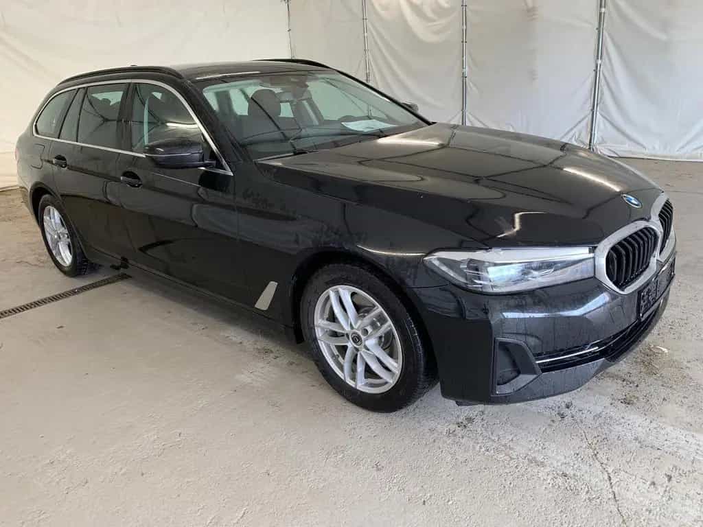 BMW 520 d T LEDER/COCKP-PRO/KAMERA/AHK 03/2021-photo-1