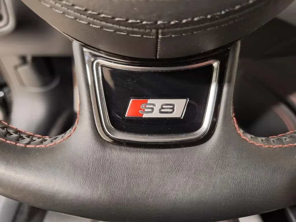 Audi S8 4.0 TFSI quattro plus Luftfahrwerk|Keramik|Hu 07/2017-photo-29