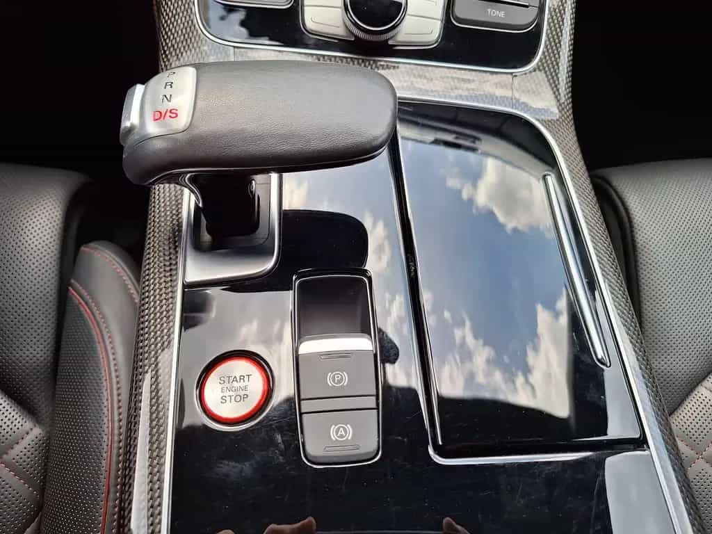 Audi S8 4.0 TFSI quattro plus Luftfahrwerk|Keramik|Hu 07/2017-photo-32