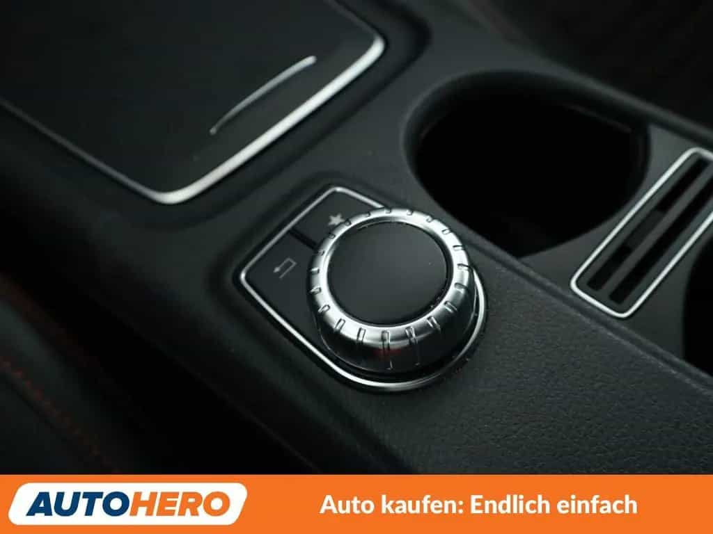 Mercedes-Benz GLA 180 AMG Line Aut.*LED*NAVI*TEMPO*CAM*PDC*SHZ 12/2019-photo-25