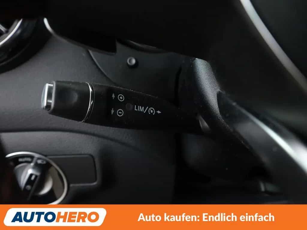 Mercedes-Benz GLA 180 AMG Line Aut.*LED*NAVI*TEMPO*CAM*PDC*SHZ 12/2019-photo-30