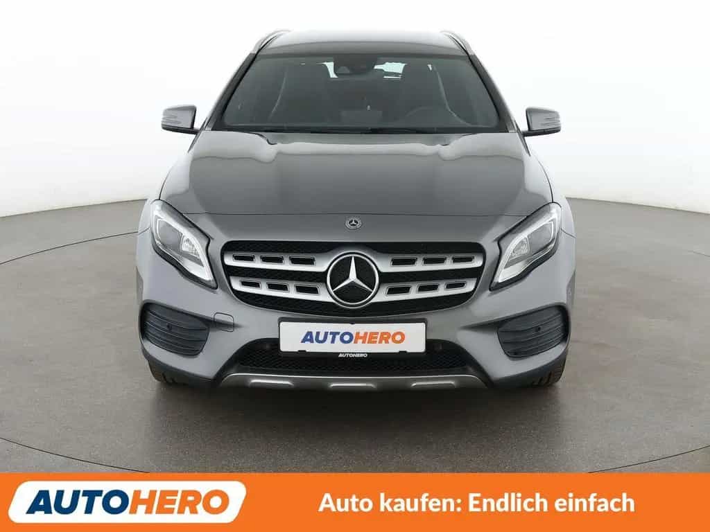 Mercedes-Benz GLA 180 AMG Line Aut.*LED*NAVI*TEMPO*CAM*PDC*SHZ 12/2019-photo-8