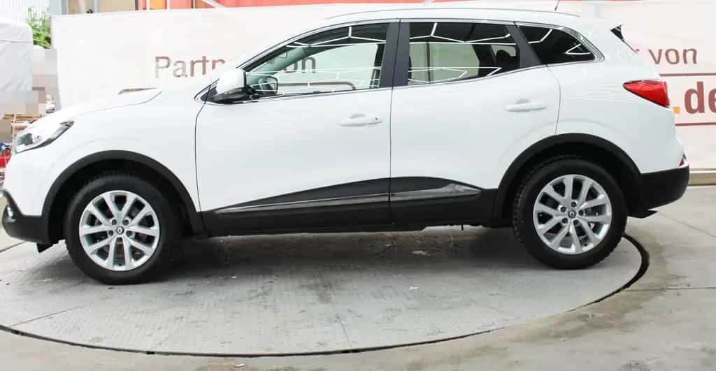 Renault Kadjar *Tüv&Inspektion Neu* Scheckheftgepflegt* 12/2015-photo-3