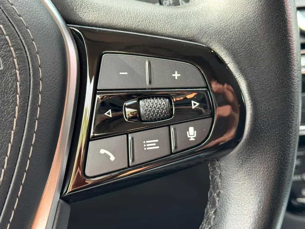 BMW 520 d Luftfederung*LiveCockpit*Elektr.Sitze* 02/2022-photo-16