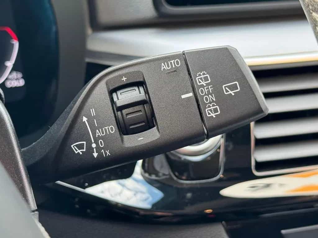 BMW 520 d Luftfederung*LiveCockpit*Elektr.Sitze* 02/2022-photo-37