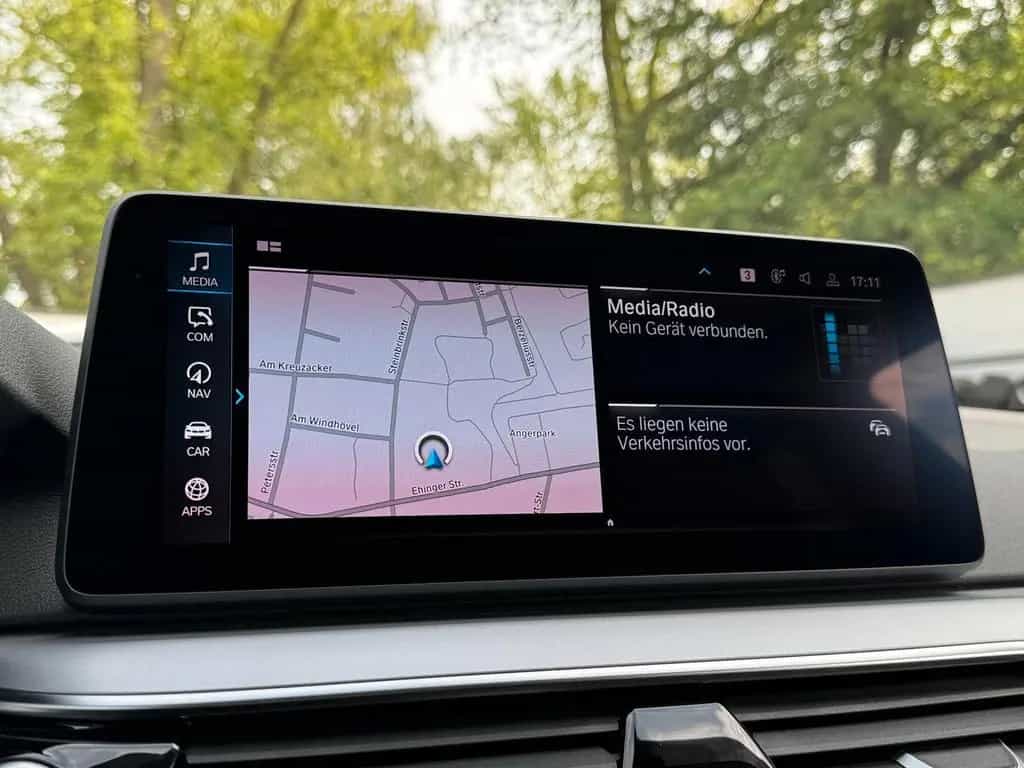 BMW 520 d Luftfederung*LiveCockpit*Elektr.Sitze* 02/2022-photo-42