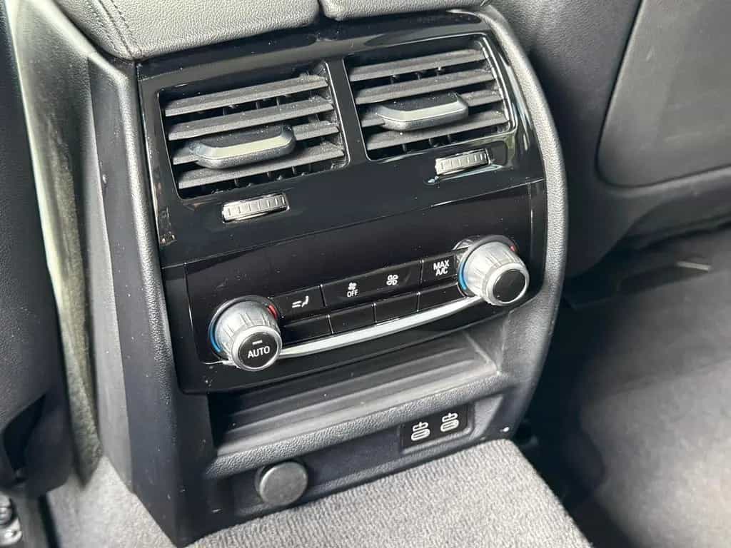 BMW 520 d Luftfederung*LiveCockpit*Elektr.Sitze* 02/2022-photo-44