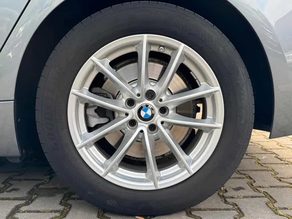 BMW 520 d Luftfederung*LiveCockpit*Elektr.Sitze* 02/2022-photo-47