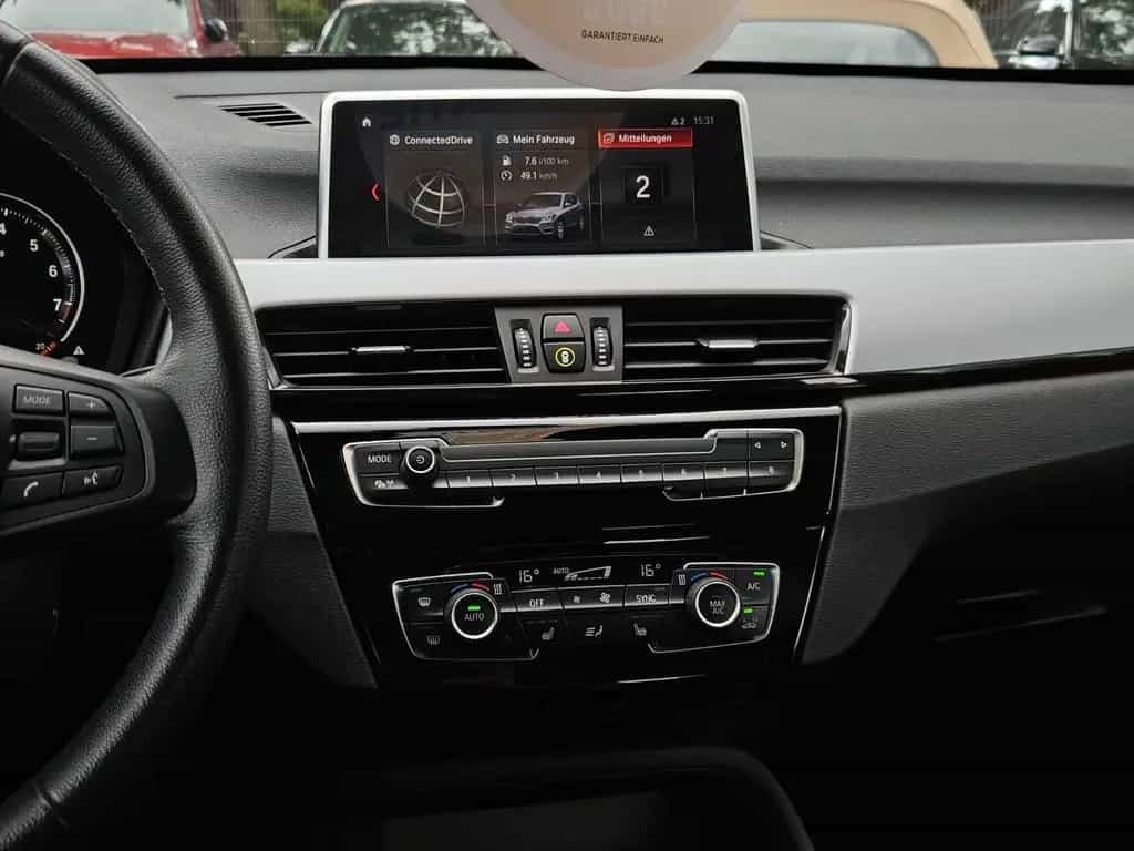 BMW X1 sDrive 18 i Advantage*LED*Navi*Ambiente*PDC* 08/2019-photo-20