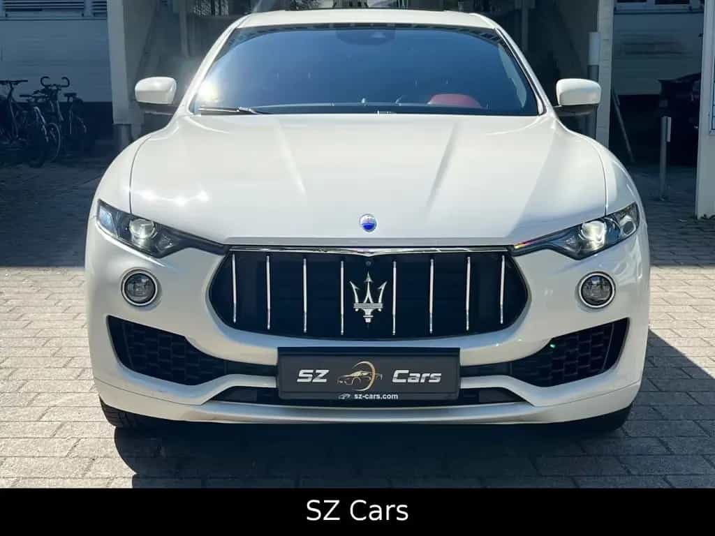 Maserati Levante S Q4 360 KAM LUFT PANO H&K KEYLESS 08/2018-photo-2