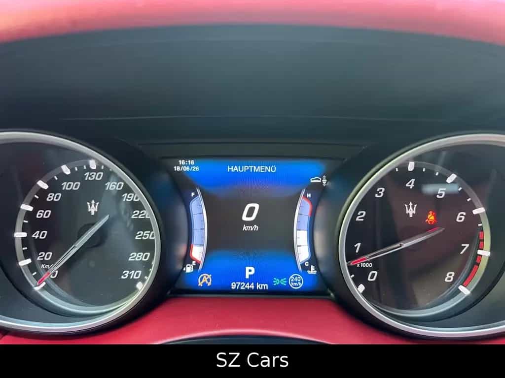 Maserati Levante S Q4 360 KAM LUFT PANO H&K KEYLESS 08/2018-photo-22