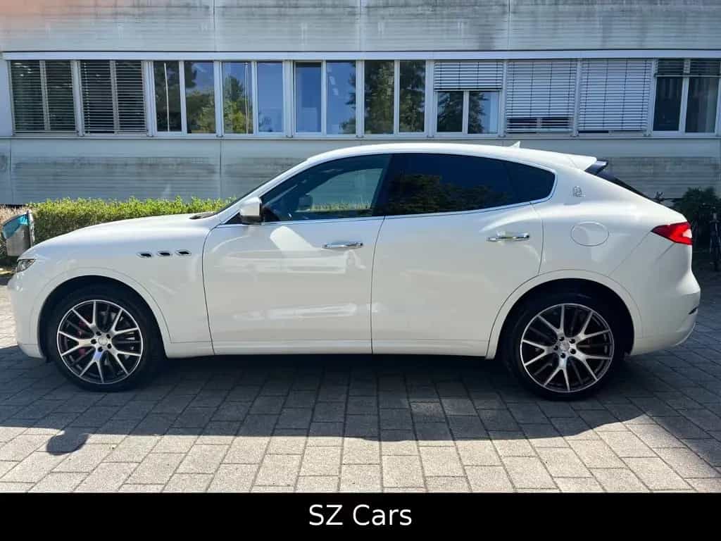 Maserati Levante S Q4 360 KAM LUFT PANO H&K KEYLESS 08/2018-photo-8