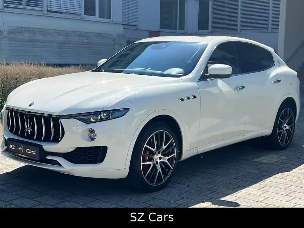 Maserati Levante S Q4 360 KAM LUFT PANO H&K KEYLESS 08/2018-photo-9