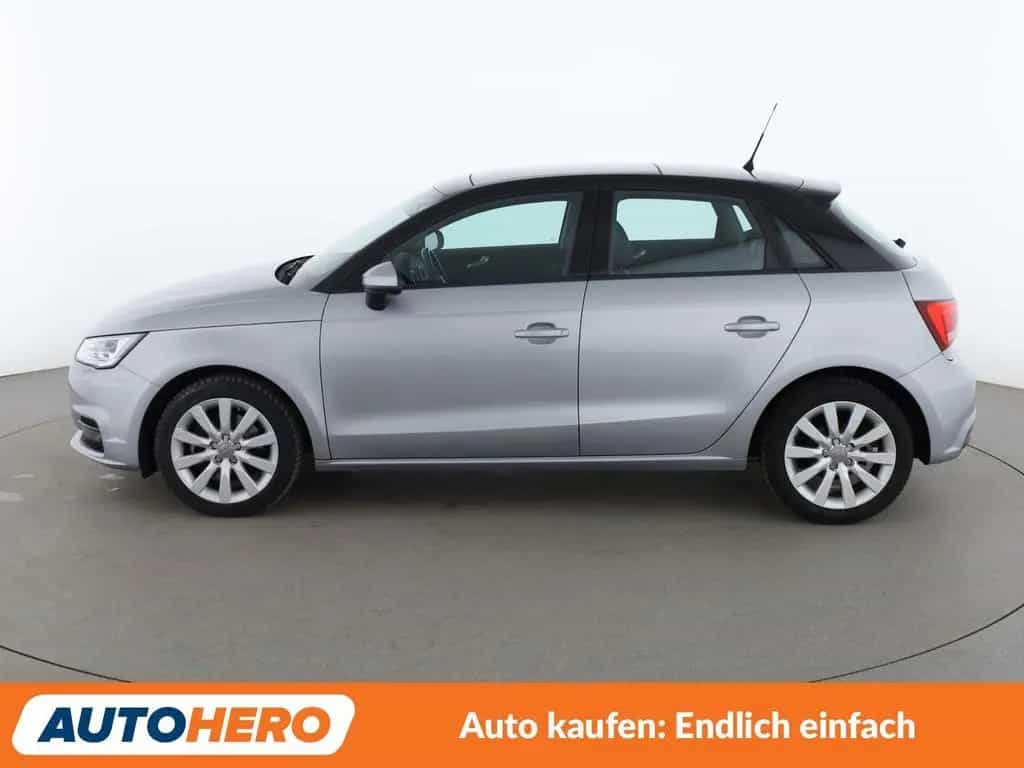 Audi A1 Sportback 1.4 TFSI*XENON*NAVI*TEMPO*PDC*SHZ* 09/2016-photo-2