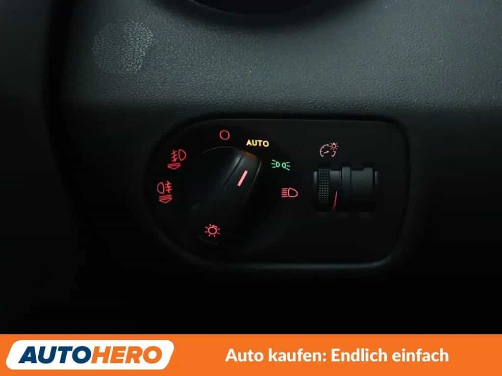 Audi A1 Sportback 1.4 TFSI*XENON*NAVI*TEMPO*PDC*SHZ* 09/2016-photo-25