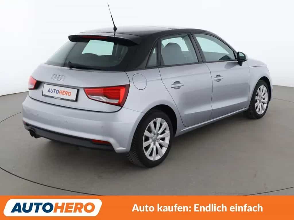 Audi A1 Sportback 1.4 TFSI*XENON*NAVI*TEMPO*PDC*SHZ* 09/2016-photo-5