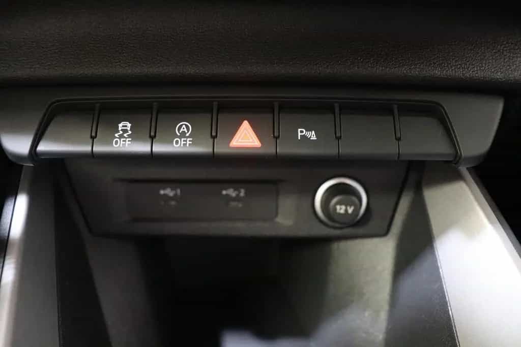 Audi A1 Sportback 30 TFSI S-tronic LED*NAVI*ACC*PDC 03/2023-photo-17