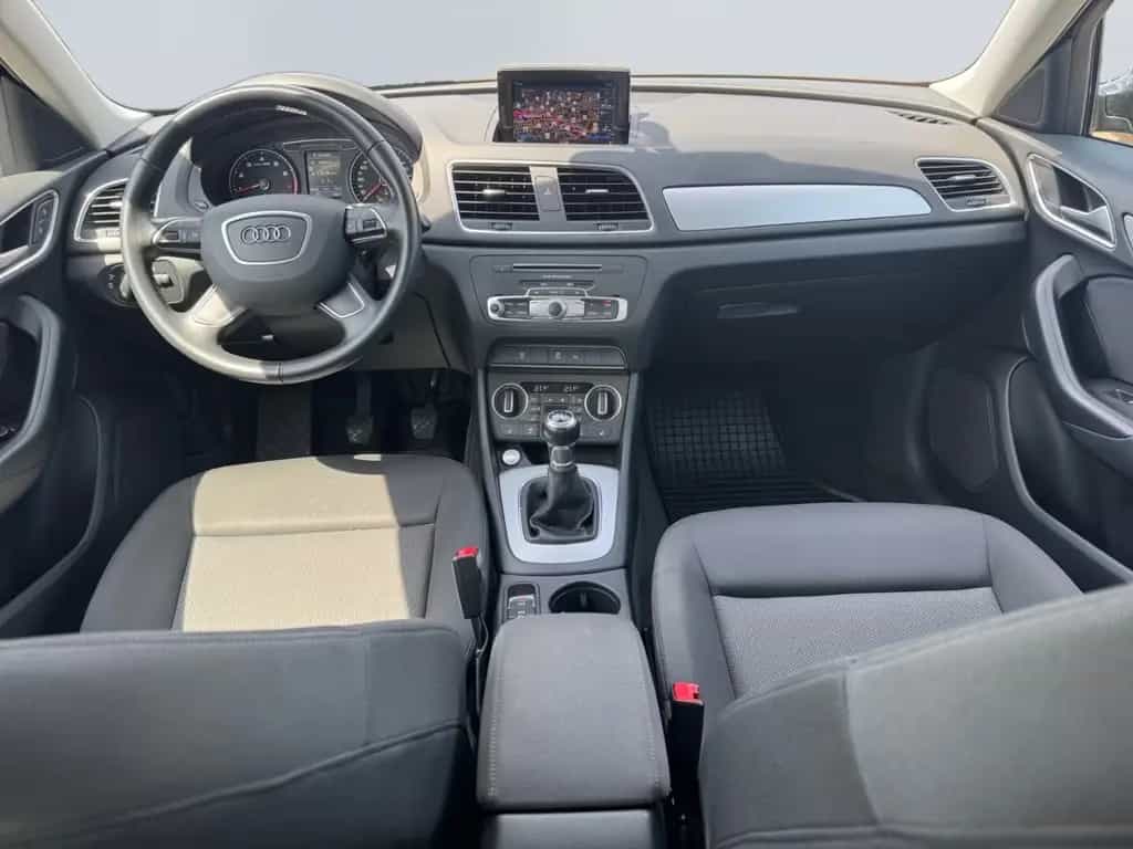 Audi Q3 1.4 TFSI S line *LED*18Zoll*AHK*PDC*SHZ*Navi* 11/2018-photo-11
