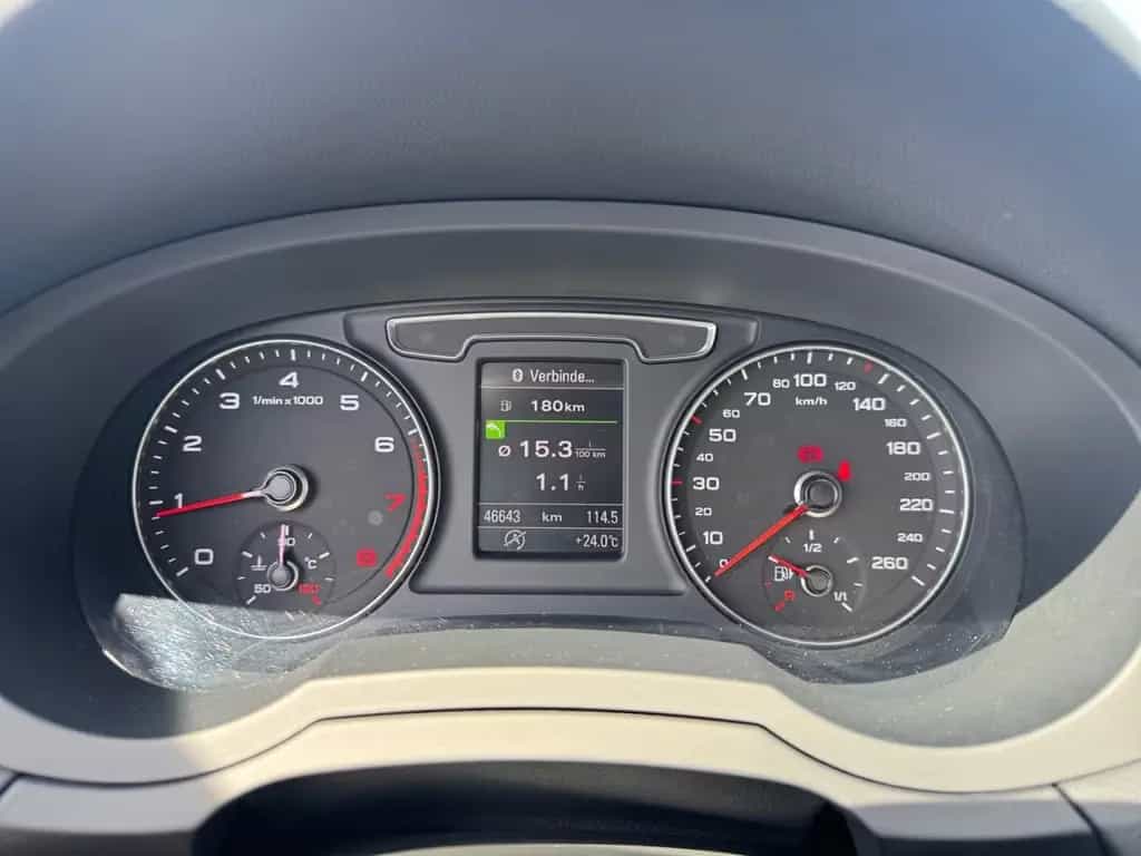 Audi Q3 1.4 TFSI S line *LED*18Zoll*AHK*PDC*SHZ*Navi* 11/2018-photo-14