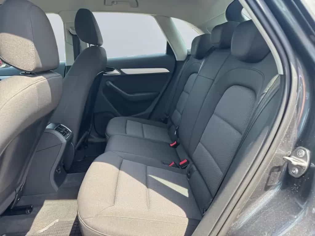 Audi Q3 1.4 TFSI S line *LED*18Zoll*AHK*PDC*SHZ*Navi* 11/2018-photo-16