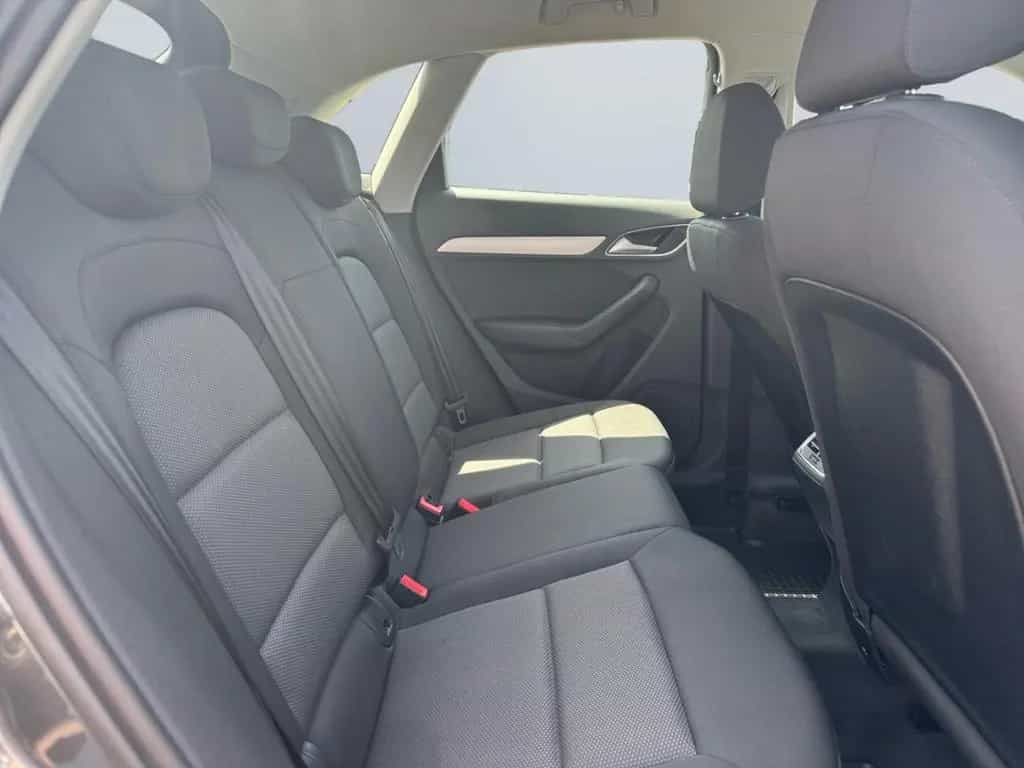 Audi Q3 1.4 TFSI S line *LED*18Zoll*AHK*PDC*SHZ*Navi* 11/2018-photo-19