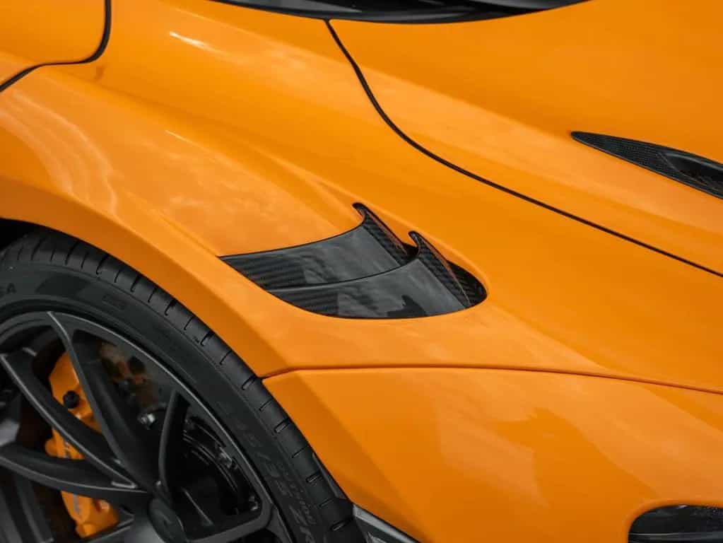McLaren 750S Coupé MY27 | Carbon Exterior | B&W null-photo-19