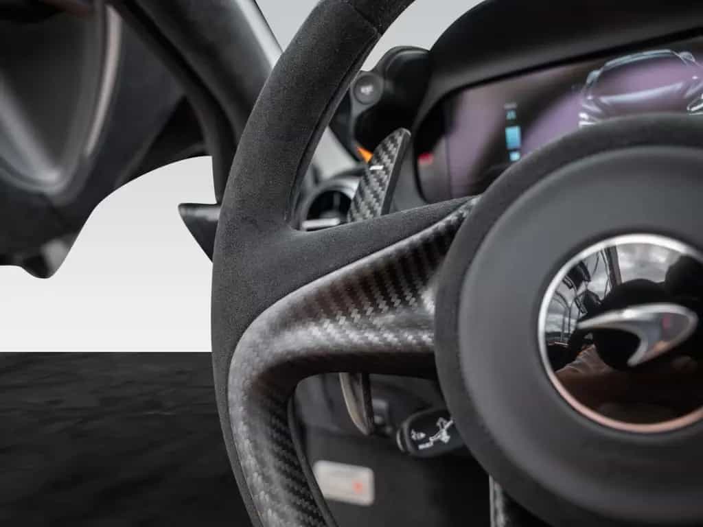 McLaren 750S Coupé MY27 | Carbon Exterior | B&W null-photo-24