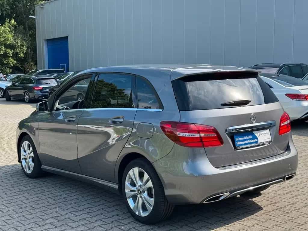 Mercedes-Benz B 200 Garantie*Keyless*Business*Navi*LED*Kamera 08/2017-photo-12