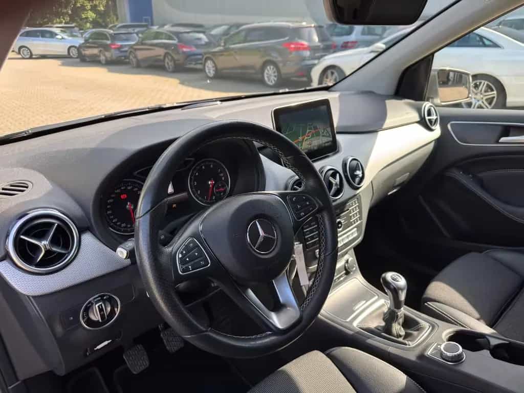 Mercedes-Benz B 200 Garantie*Keyless*Business*Navi*LED*Kamera 08/2017-photo-19