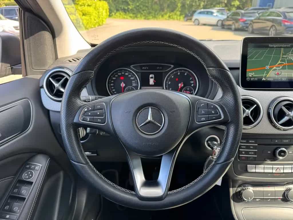 Mercedes-Benz B 200 Garantie*Keyless*Business*Navi*LED*Kamera 08/2017-photo-21