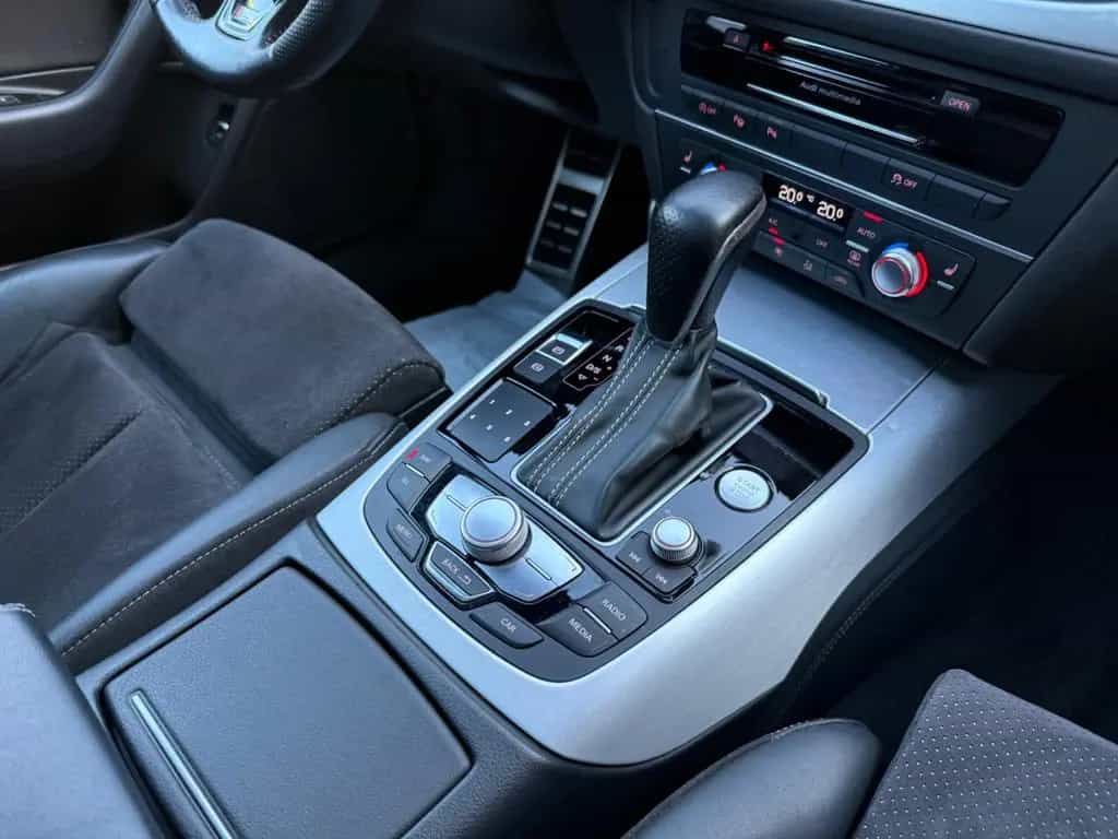 Audi A6 Avant 3.0 TDI S-Line clean diesel quattro 05/2015-photo-18